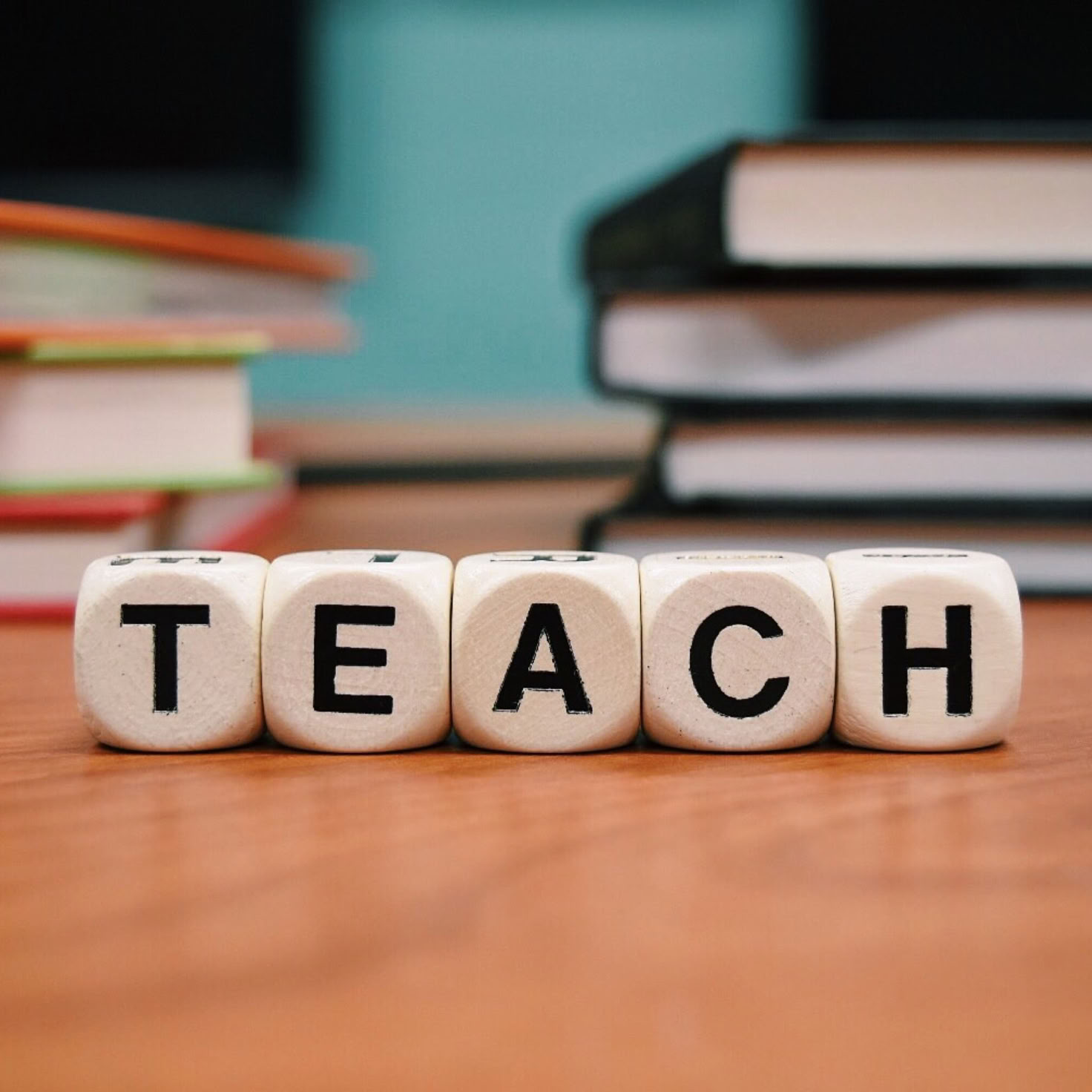 Enseigner L'ornement De Dés Sur La Table